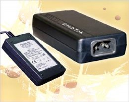 GlobTek社からの６０ワットデスクトップシングル出力シリーズスイッチ電源製品